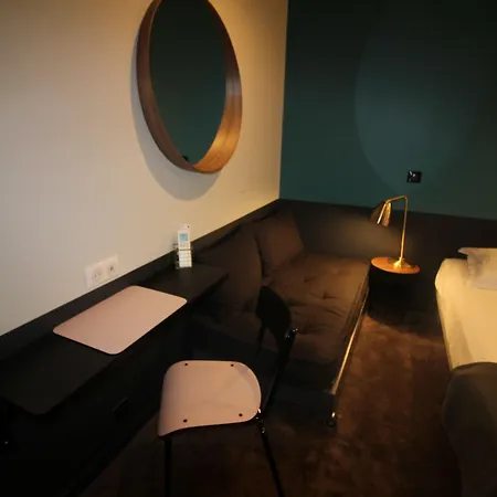 Alnea Hotel 2*