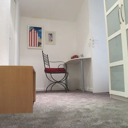 Alnea ホテル カンヌ