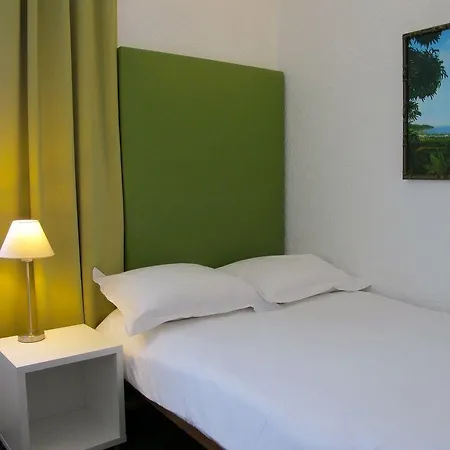 Alnea ホテル カンヌ