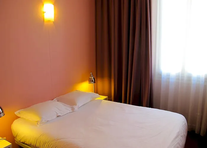 Alnea Hotel 2*